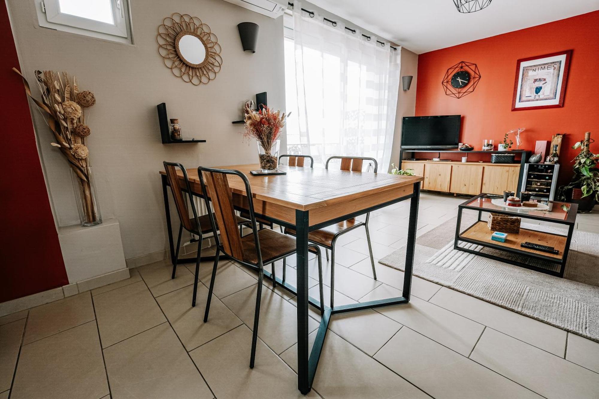 ニームT3 Cosy Et Lumineux Avec Garage A 2 Pas Du Centre !アパートメント エクステリア 写真